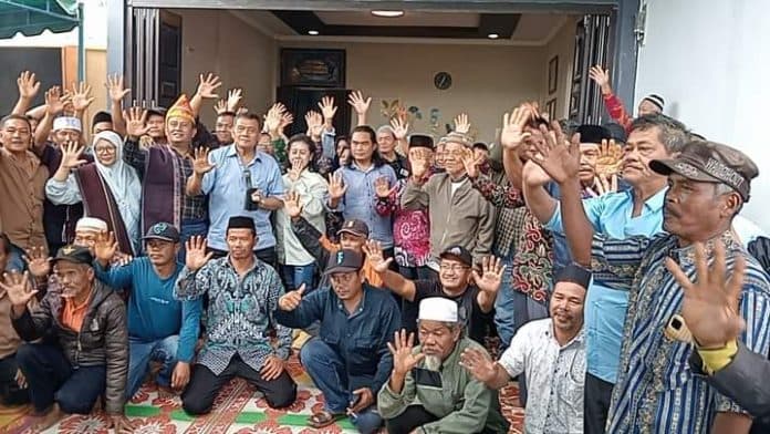 istri_cabup_dan_cawabup_dairi_masih_asn_diduga_terlibat_kampanye_tanpa_cuti