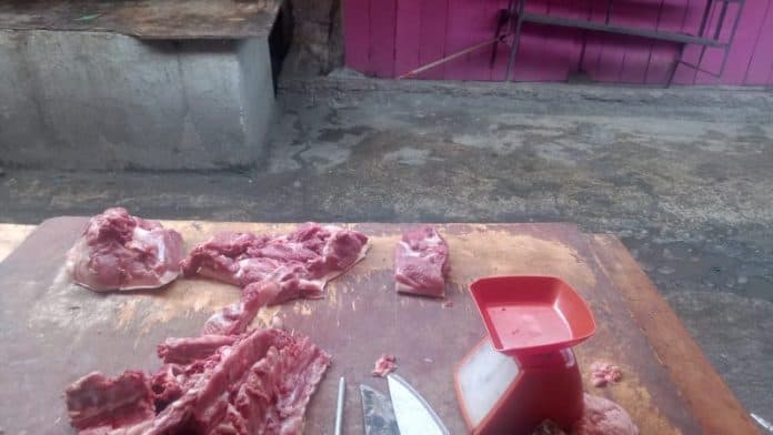 isu_flu_babi_di_medan_dan_deli_serdang_manson_purba_penjualan_daging_babi_di_siantar_tak_terpengaruh