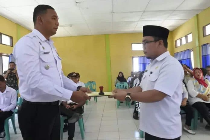 jabatan_camat_sttu_jehe_pakpak_bharat_diserahterimakan