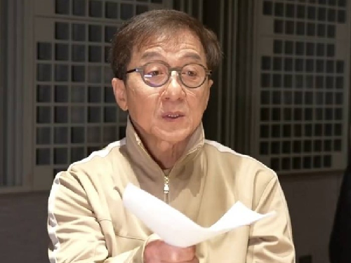 jackie_chan_menangis_tak_punya_generasi_penerus_di_film_laga