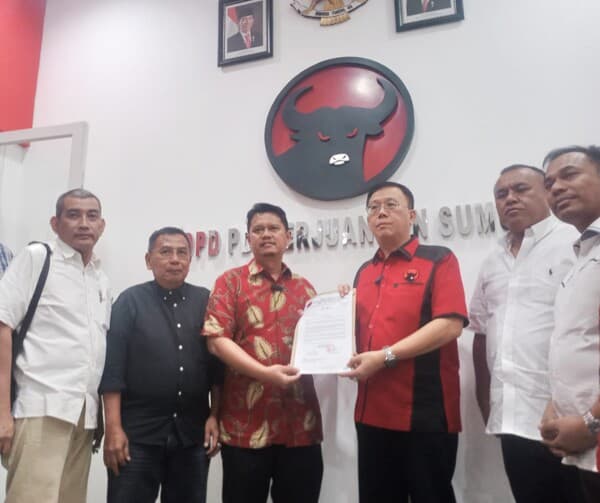 jadi_kader_pdip_prof_ridha_resmi_maju_pilwalkot_medan_2024