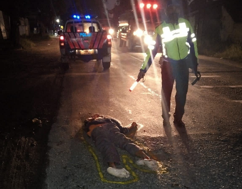 jadi_korban_tabrak_lari_pejalan_kaki_tewas_di_jalan_medan_sinaksak