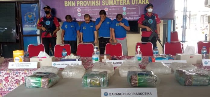jadi_kurir_sabu_warga_madura_ditangkap_di_asahan