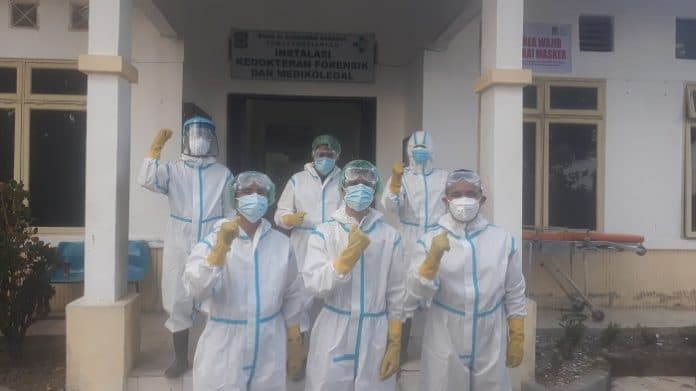 jadi_relawan_pengubur_jenazah_pasien_covid_19_siantar_aguskami_bisa_berguna_bagi_masyarakat