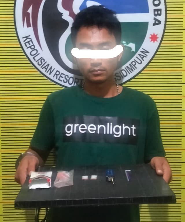 jadikan_tempat_kos_lokasi_peredaran_narkoba_pria_ditangkap_di_padangsidimpuan