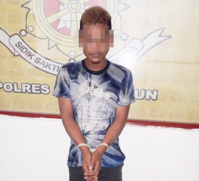 jahtanras_polres_simalungun_meringkus_1_dari_2_penjambret_wanita_warga_bandar