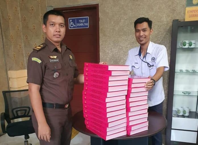 jaksa_limpahkan_lima_tersangka_korupsi_uin_su_tuntungan_ke_pengadilan