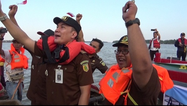 jaksa_menyapa_disambut_antusias_nelayan_tanjungbalai