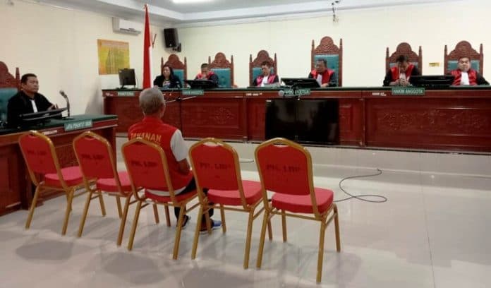 jaksa_tetap_tuntut_pemalsuan_surat_hgu_kebun_penara_2_tahun_bui