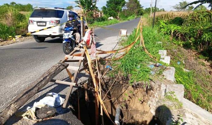 jalan_longsor_di_simarimbun_semakin_melebar_bpbd_siantar_ditangani_sesegera_mungkin