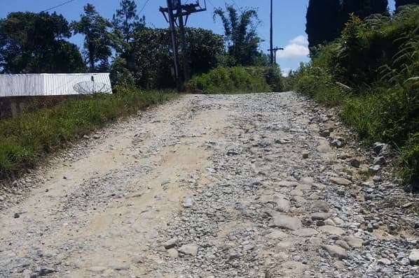 jalan_sabungan_nihuta_sipahutar_tapanuli_utara_kupak_kapik