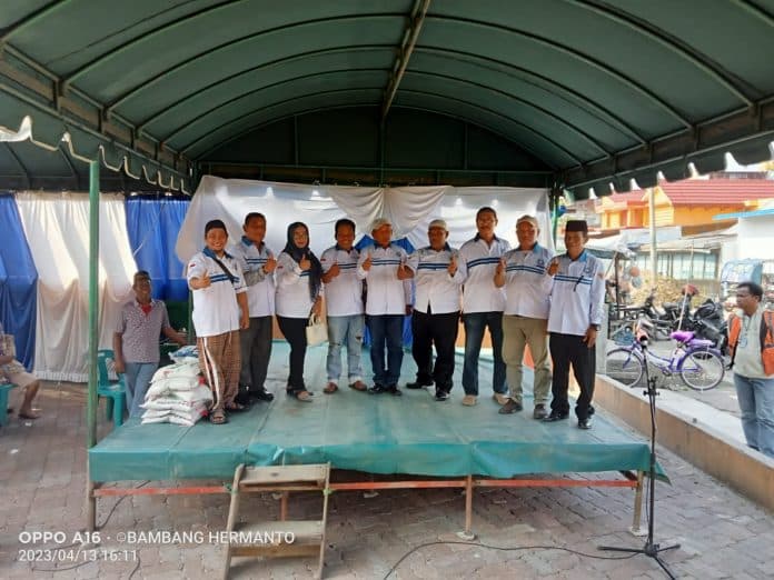 janda_dan_masyarakat_kurang_mampu_di_belawan_dapat_bantuan_beras