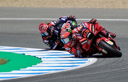 jelang_akhir_motogp_2022_quartararo_bak_kelinci_yang_dikejar_kejar_ducati