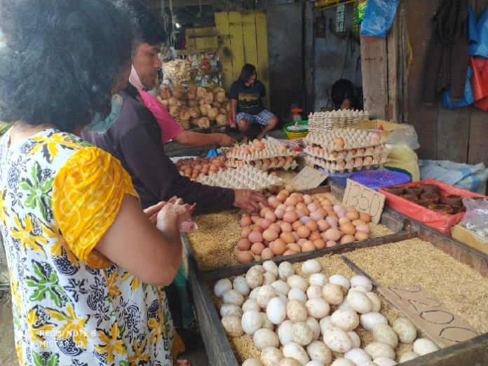 jelang_akhir_tahun_harga_daging_ayam_dan_telur_meroket