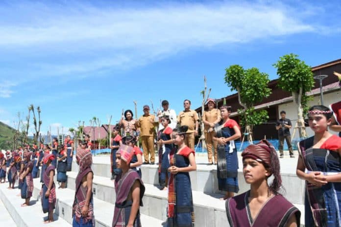 jelang_event_aquabike_jetsky_world_championship_lembaga_adat_dan_budaya_gelar_ritual_budaya_batak