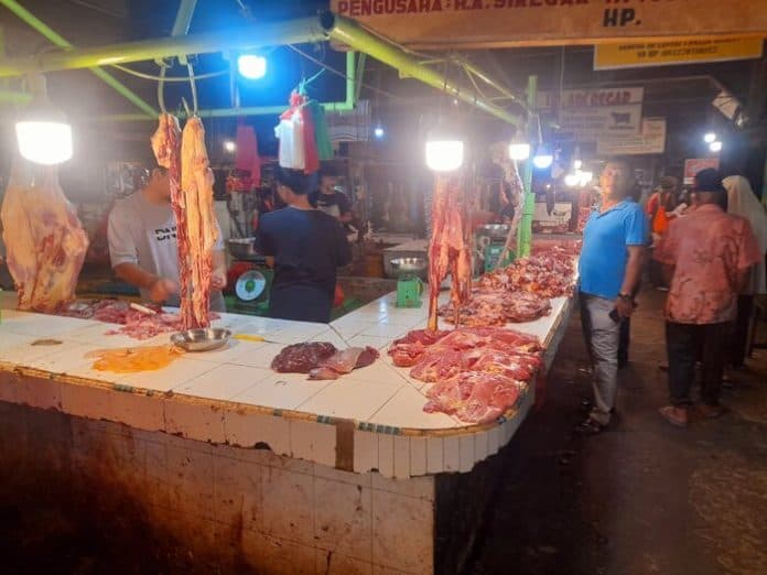 jelang_idul_adha_harga_daging_di_siantar_normal