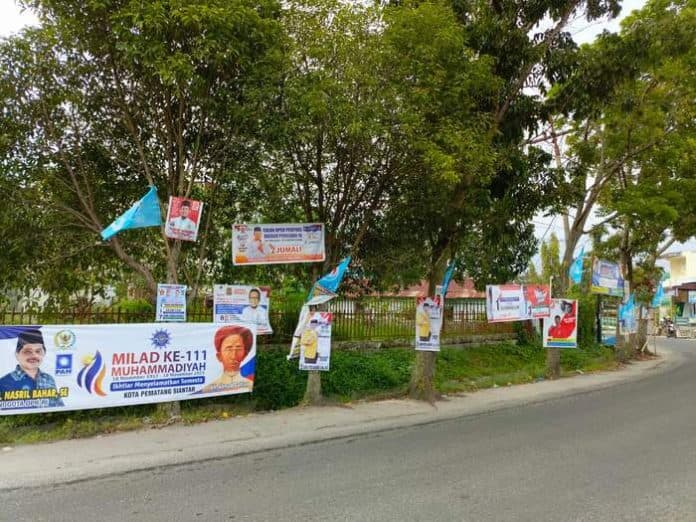 jelang_masa_tenang_pemilu_bawaslu_siantar_minta_parpol_tertibkan_apk