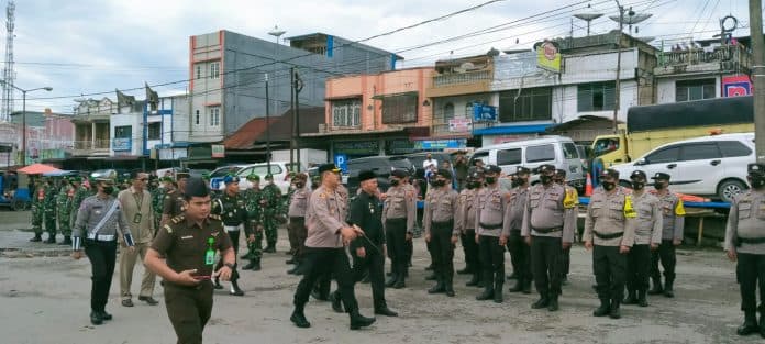 jelang_nataru_pln_up3_pematang_siantar_tingkatkan_keandalan_jaringan_listrik