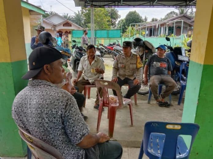 jelang_pemilu_polsek_sipispis_himbau_warga_jaga_persatuan_dan_kesatuan