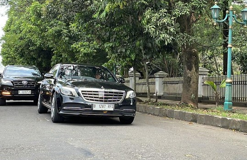 jelang_pengumuman_capres_pdip_jokowi_tiba_di_istana_batutulis