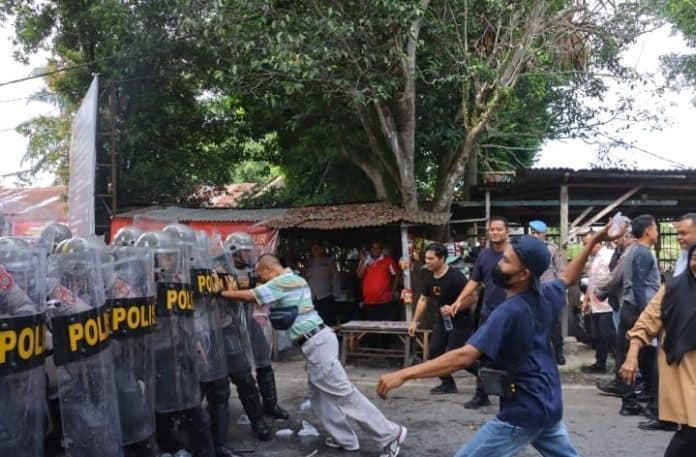 jelang_pilkada_serentak_2024_polres_tebing_tinggi_gelar_simulasi_sispamkota