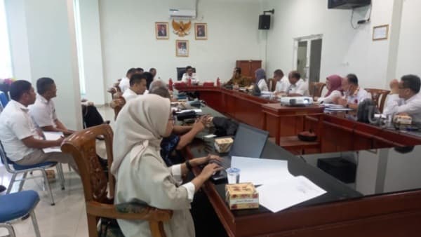 jelang_ramadhan_wali_kota_tebing_tinggi_ingatkan_pedagang_tidak_menimbun_sembako