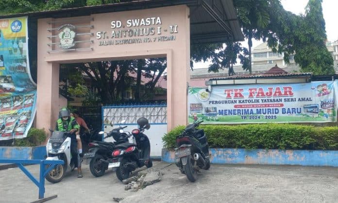 jelang_tahun_ajaran_baru_beragam_cara_orang_tentukan_kriteria_sekolah_anak