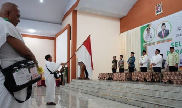 jemaah_calhaj_kloter_23_berangkat_menuju_tanah_suci