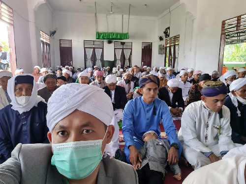 jemaah_tarekat_naqsabandiyah_rayakan_idul_fitri_1_syawal_1443_h