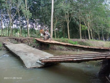 jembatan_ambruk_karena_abrasi_di_pegajahan_sergai