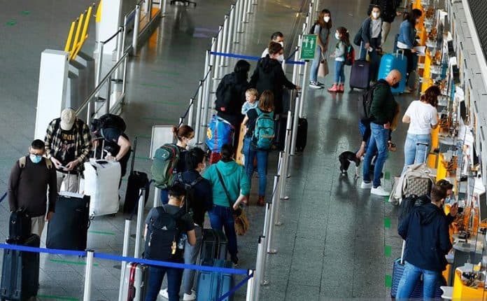jerman_tetapkan_china_area_varian_virus_berbahaya_mulai_9_januari