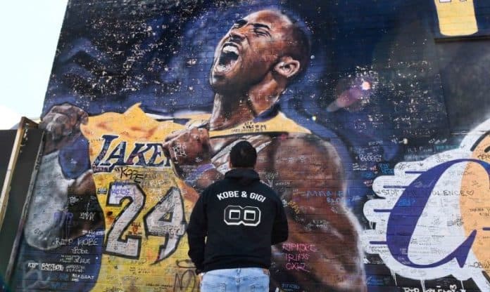 jersey_mvp_kobe_bryant_terjual_seharga_rp878_miliar