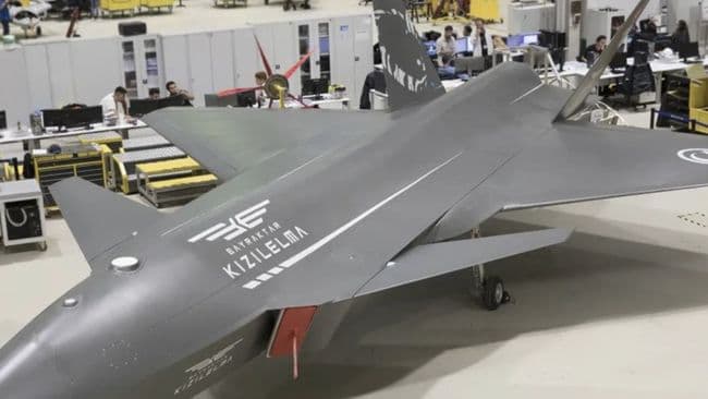 jet_tempur_nirawak_turki_siap_terbang_perdana