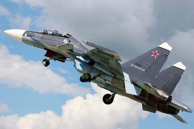 jet_tempur_rusia_jatuh_tabrak_apartemen_13_orang_tewas