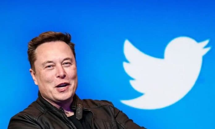 jika_jadi_beli_twitter_elon_musk_ancam_phk_besar_besaran_karyawan