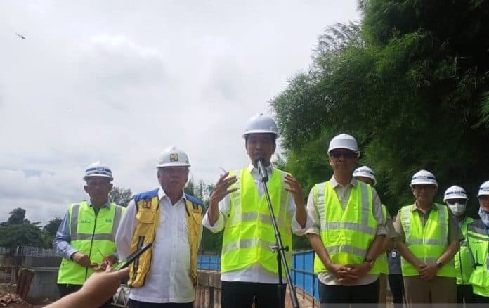 jokowi_biaya_haji_2023_baru_usulan_sedang_dikaji