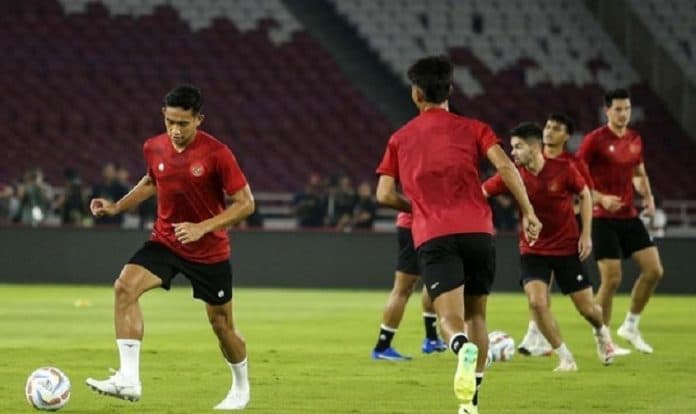 jokowi_dijadwalkan_tonton_laga_indonesia_versus_brunei_malam_ini_di_stadion_gbk