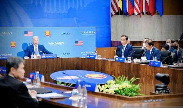 jokowi_hentikan_perang_di_ukraina_sekarang_juga