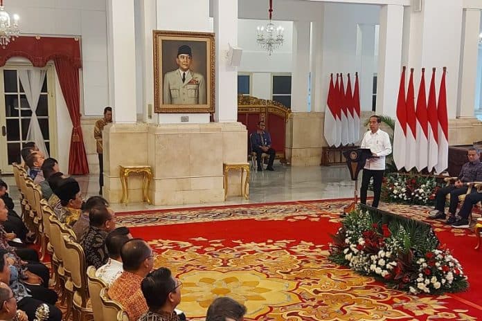 jokowi_ingatkan_kepala_daerah_waspadai_neraka_iklim_yang_memperburuk_inflasi