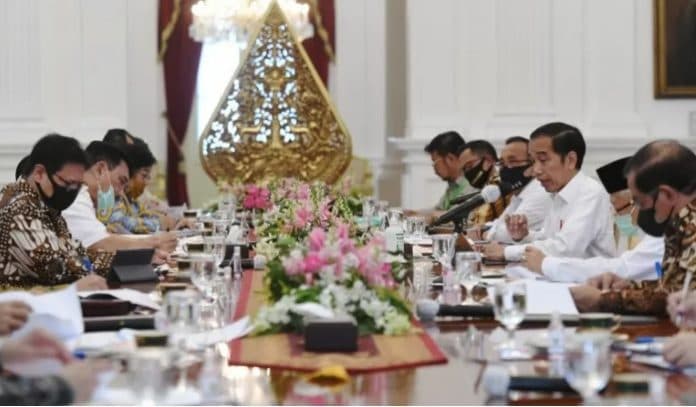 jokowi_ingatkan_target_penurunan_gas_rumah_kaca_indonesia