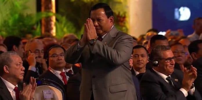 jokowi_perkenalkan_prabowo_sebagai_presiden_ri_berikutnya_di_acara_world_water_forum