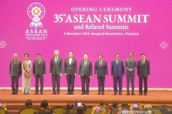 jokowi_sampaikan_pentingnya_kepercayaan_strategis_demi_stabilitas_lcs