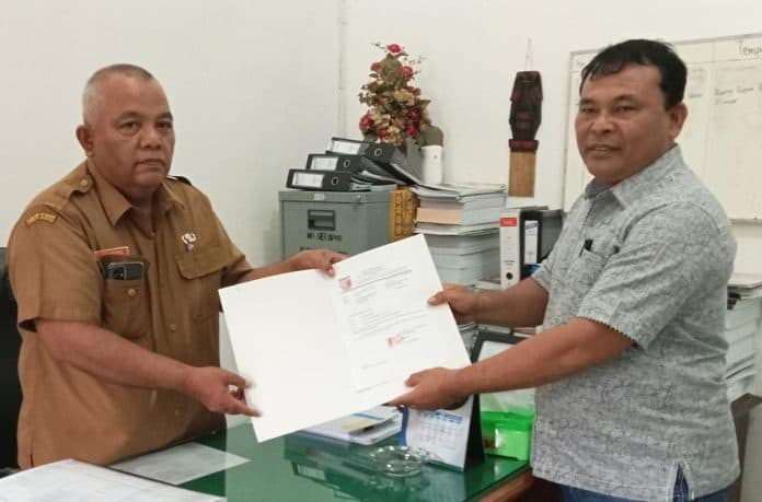 jon_kennedi_purba_undur_diri_dari_fraksi_pan_persatuan_indonesia_dprd_siantar