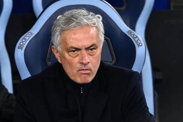 jose_mourinho_disebut_capai_kesepakatan_dengan_fenerbahce