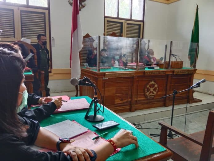jual_4_kg_ganja_ke_polisi_melhamsyah_dituntut_12_tahun_penjara