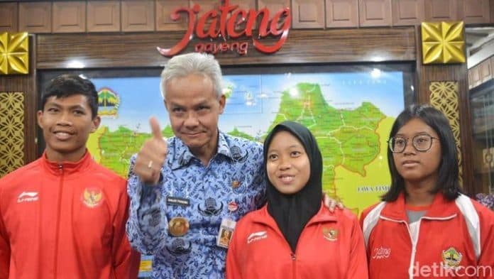 juara_di_kejuaraan_dunia_para_atletik_2019_evi_dijamu_gubernur_jawa_tengah