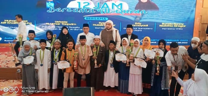 juara_harapan_dua_santri_pondok_tahfiz_albabul_rahma_tebing_tinggi_terima_hadiah_dari_gubsu