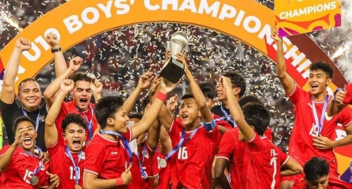 juara_piala_aff_u_19_2024_timnas_indonesia_terima_hadiah_rp1_miliar