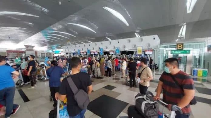 jumlah_penumpang_domestik_dari_sumut_turun_1579_persen