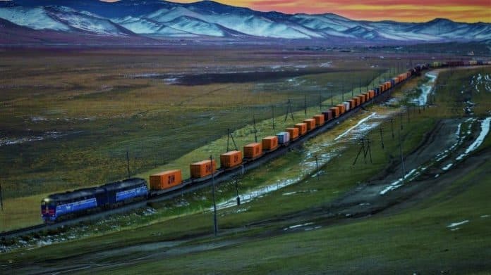 jumlah_perjalanan_kereta_kargo_china_eropa_naik_pada_h1_2023
